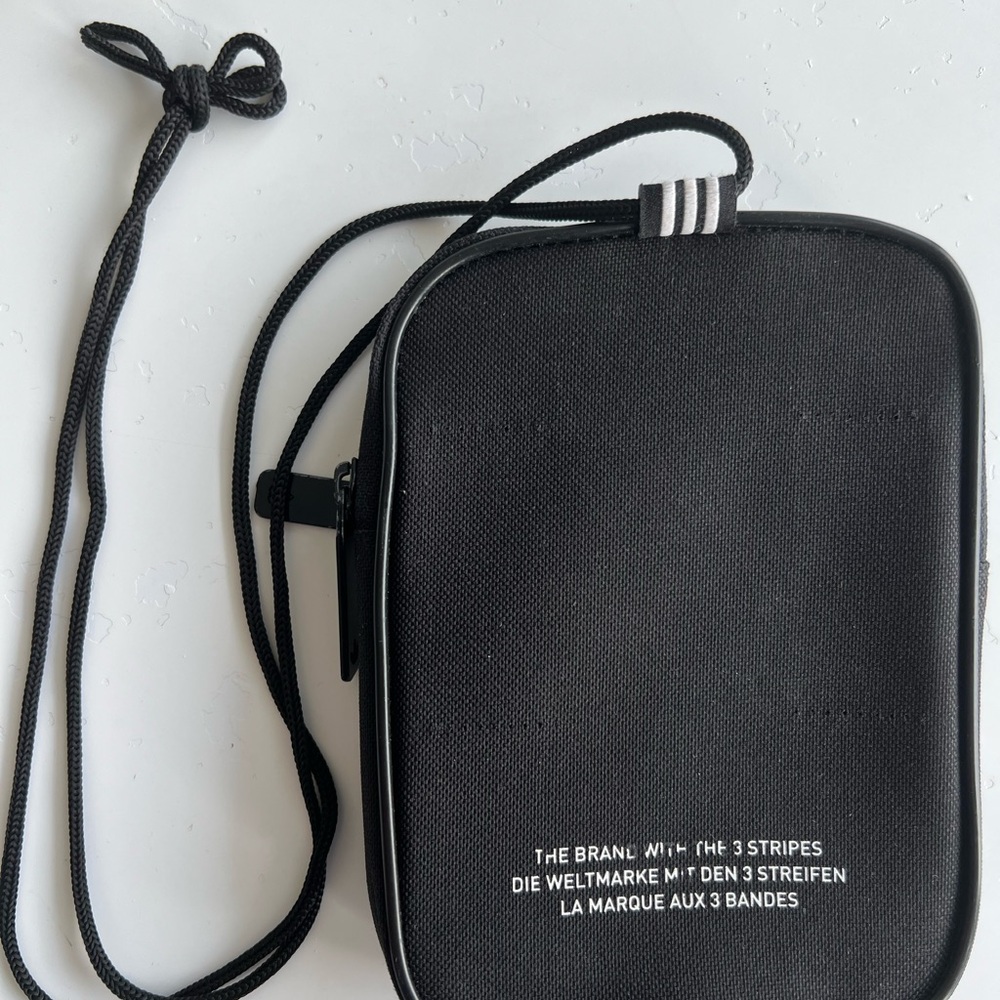 Adidas Black Crossbody Bag for Men - Picture 2 of 5